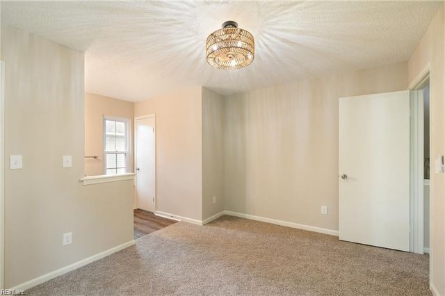 134 Castilian DR, Virginia Beach, VA 23462