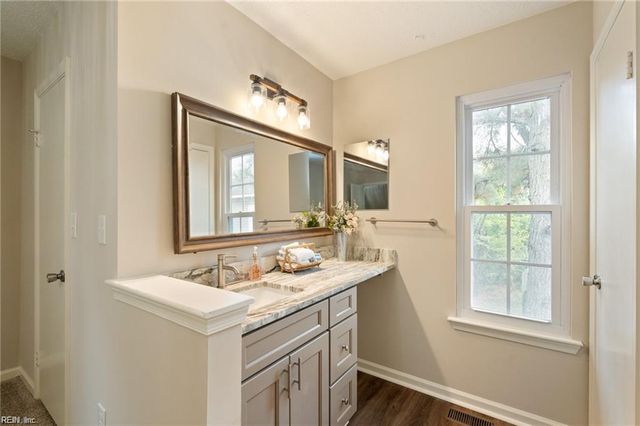 134 Castilian DR, Virginia Beach, VA 23462