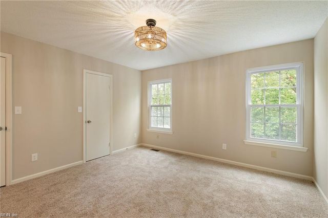 134 Castilian DR, Virginia Beach, VA 23462