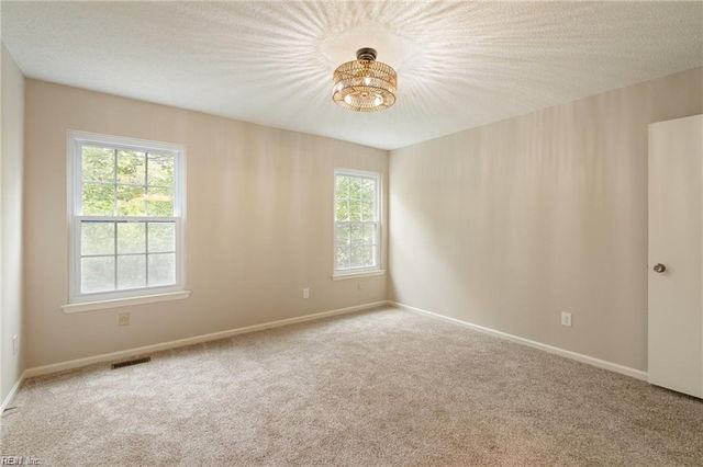 134 Castilian DR, Virginia Beach, VA 23462