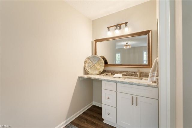 134 Castilian DR, Virginia Beach, VA 23462