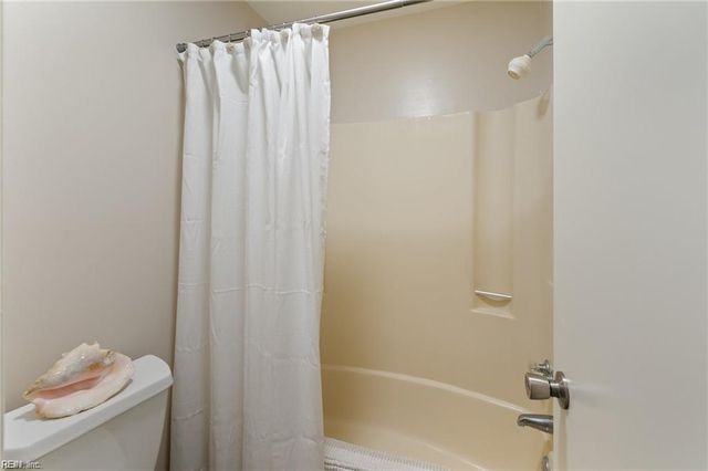 134 Castilian DR, Virginia Beach, VA 23462