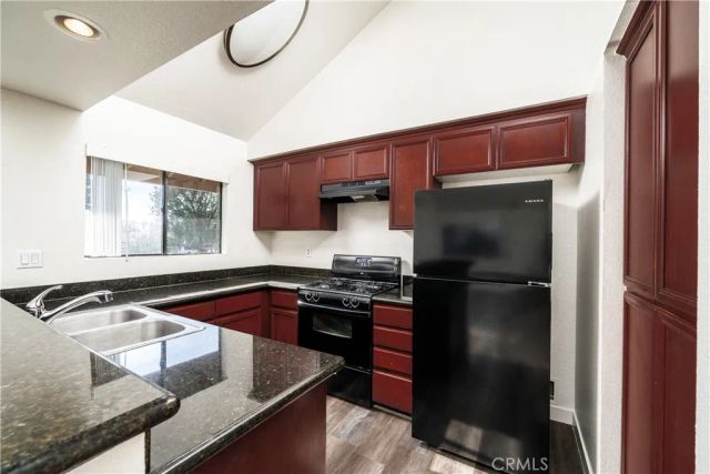 416 N Imperial Avenue 27-E, Ontario, CA 91764