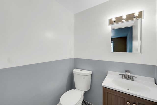 18340 Glen Oak Avenue 1D, Lansing, IL 60438