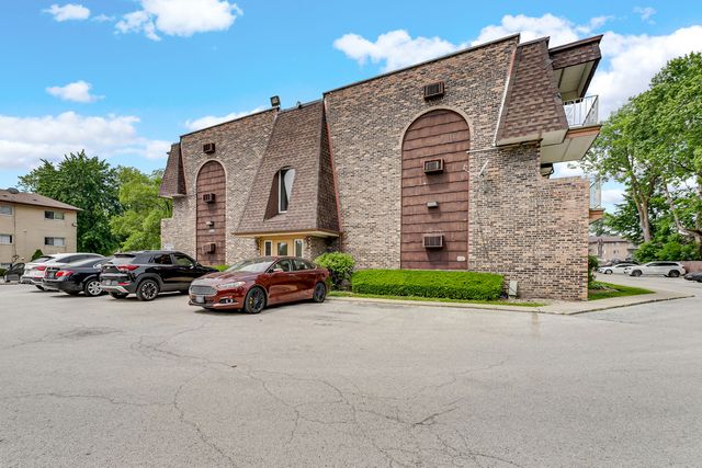 18340 Glen Oak Avenue 1D, Lansing, IL 60438
