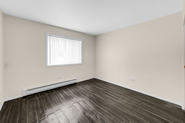 18340 Glen Oak Avenue 1D, Lansing, IL 60438