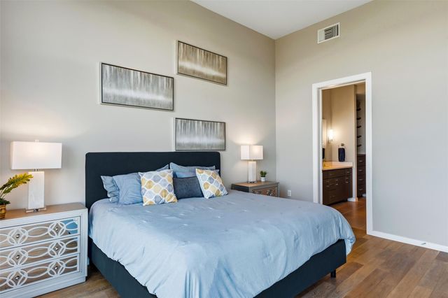 5921 Hi Line RD 2304, Austin, TX 78734