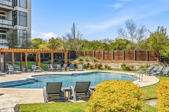 5921 Hi Line RD 2304, Austin, TX 78734