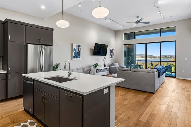 5921 Hi Line RD 2304, Austin, TX 78734