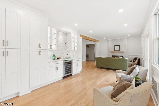 32 Felch Rd, Florham Park Boro, NJ 07932