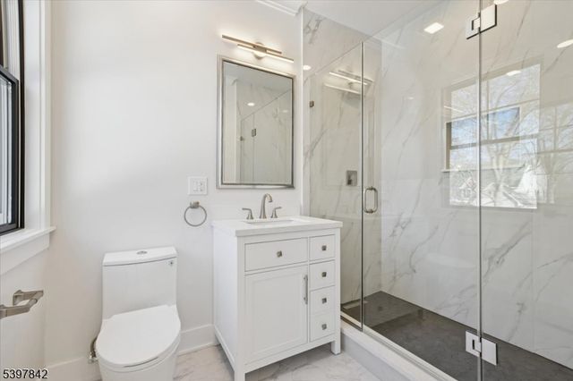 32 Felch Rd, Florham Park Boro, NJ 07932