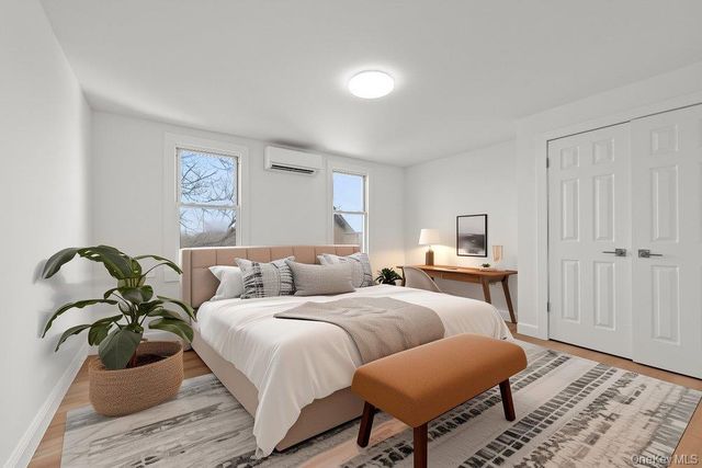 10 S 14th Avenue, Mount Vernon, NY 10550