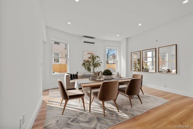 10 S 14th Avenue, Mount Vernon, NY 10550