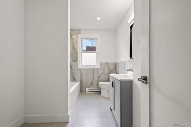 10 S 14th Avenue, Mount Vernon, NY 10550