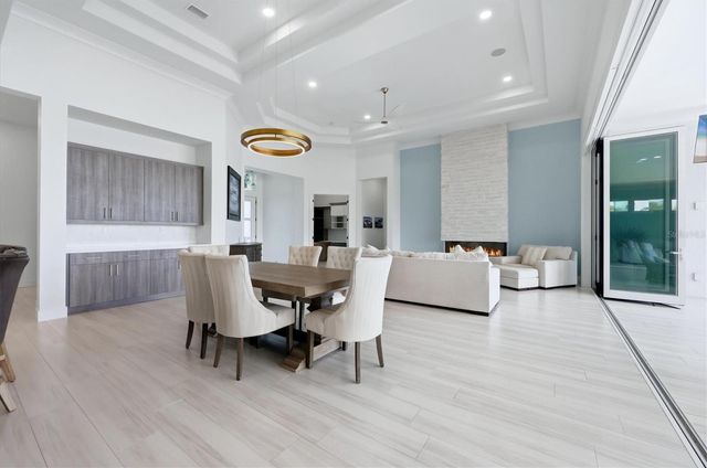 387 S SHORE DRIVE, Sarasota, FL 34234