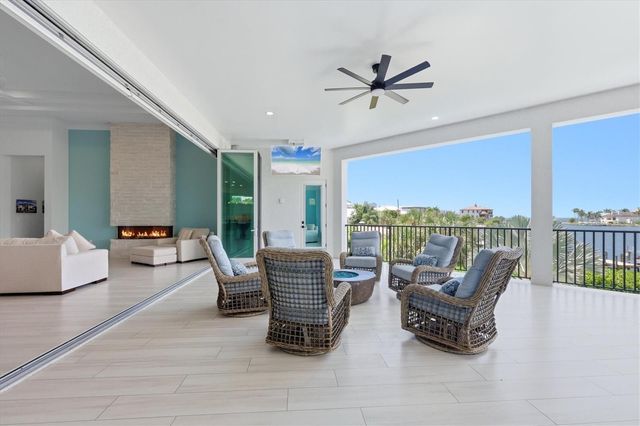 387 S SHORE DRIVE, Sarasota, FL 34234