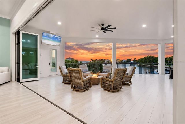 387 S SHORE DRIVE, Sarasota, FL 34234