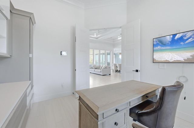 387 S SHORE DRIVE, Sarasota, FL 34234