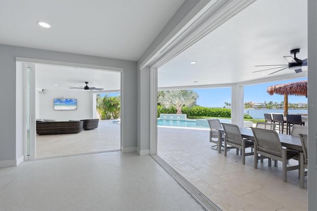 387 S SHORE DRIVE, Sarasota, FL 34234