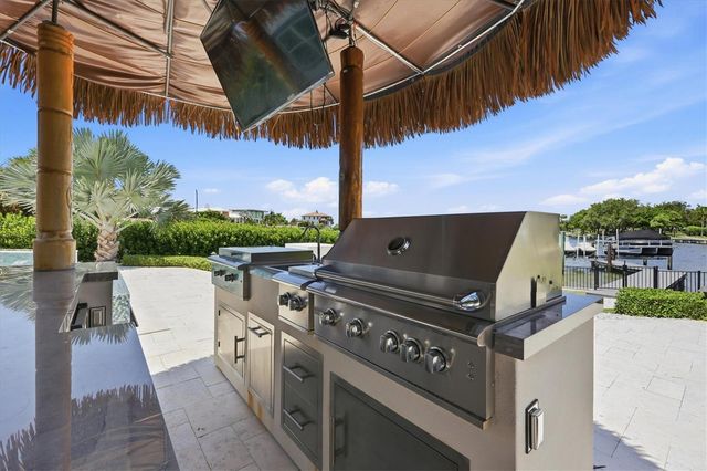387 S SHORE DRIVE, Sarasota, FL 34234