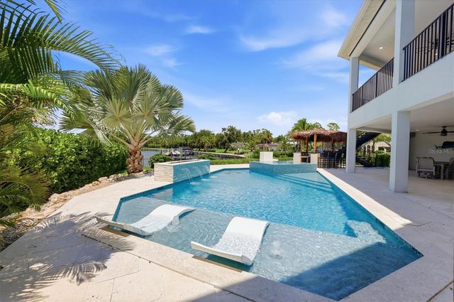 387 S SHORE DRIVE, Sarasota, FL 34234