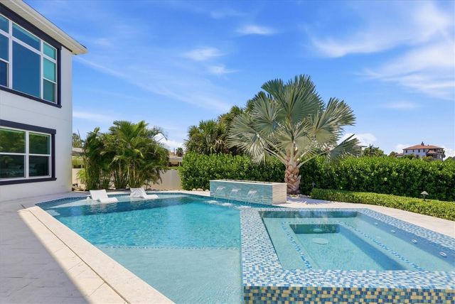 387 S SHORE DRIVE, Sarasota, FL 34234