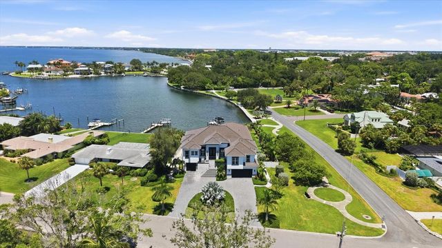 387 S SHORE DRIVE, Sarasota, FL 34234