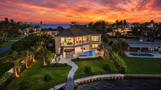 387 S SHORE DRIVE, Sarasota, FL 34234