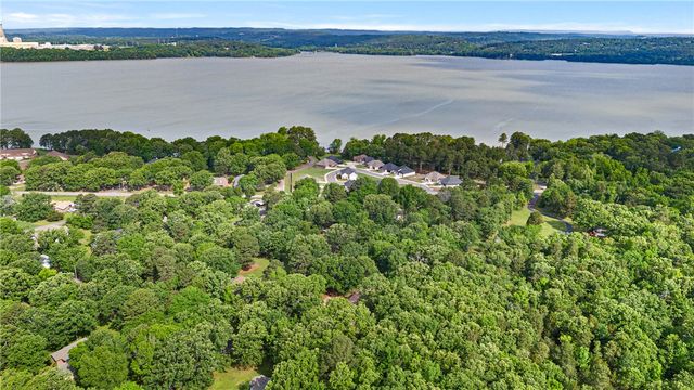 176 High Acres Drive, Russellville, AR 72802