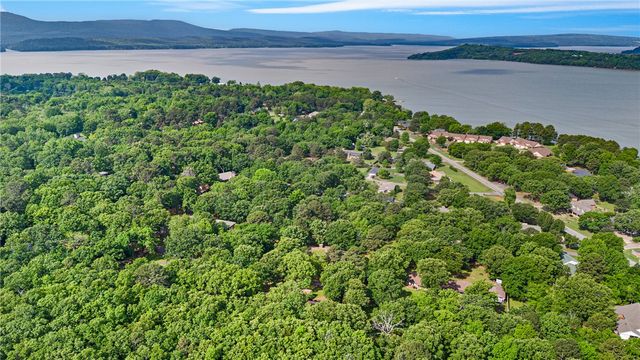 176 High Acres Drive, Russellville, AR 72802
