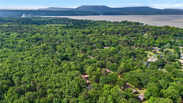 176 High Acres Drive, Russellville, AR 72802