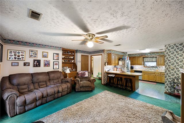 176 High Acres Drive, Russellville, AR 72802