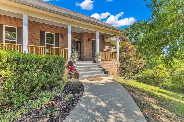 221 Doe Drive, Prattville, AL 36067