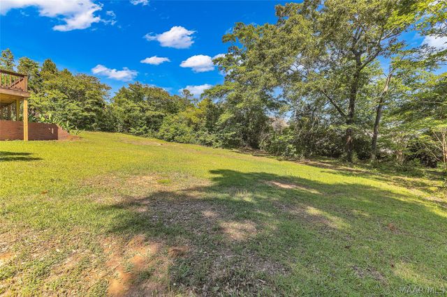 221 Doe Drive, Prattville, AL 36067