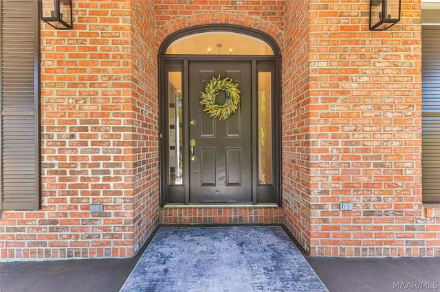 221 Doe Drive, Prattville, AL 36067