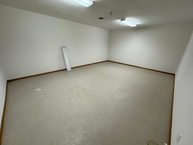 2325 Potters Ct., El Dorado, KS 67042