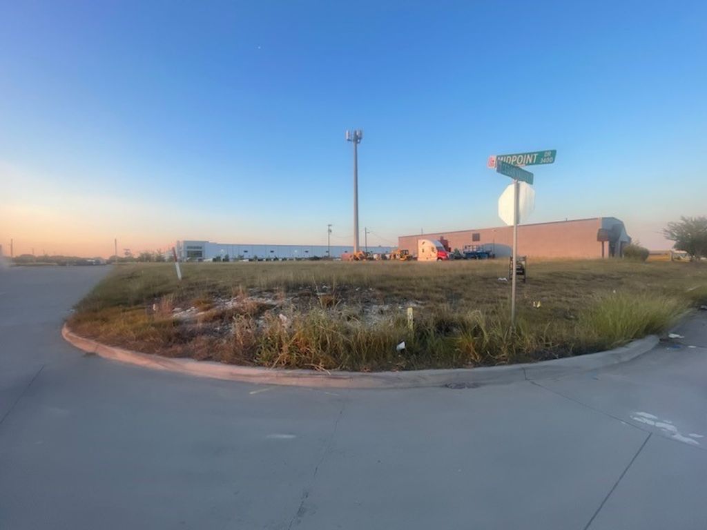 1031 Cedar Valley Drive, Lancaster, TX 75134