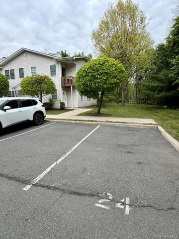 101 Pipetown Hill Road, Nanuet, NY 10954