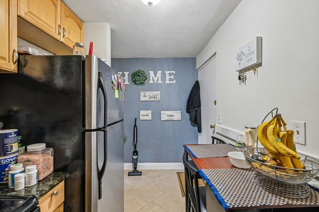 21 Staples Ave 23, Everett, MA 02149