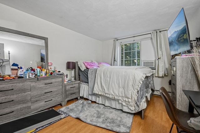 21 Staples Ave 23, Everett, MA 02149