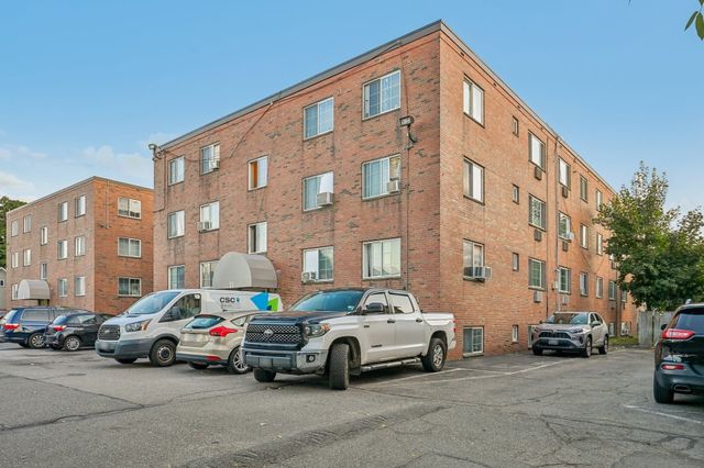 21 Staples Ave 23, Everett, MA 02149
