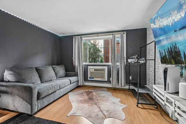21 Staples Ave 23, Everett, MA 02149