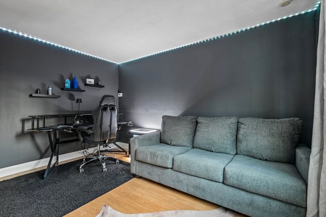21 Staples Ave 23, Everett, MA 02149