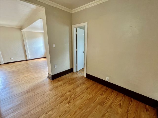 1018 S Seaman Street, Eastland, TX 76448