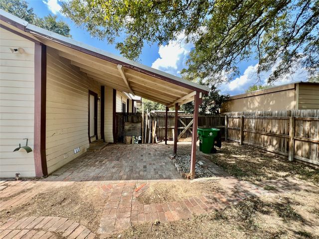 1018 S Seaman Street, Eastland, TX 76448