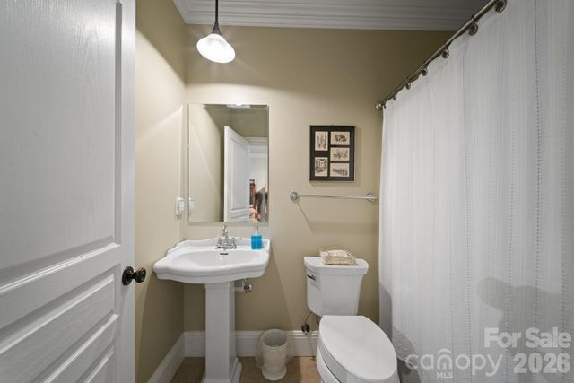 195 Oak Lane, Mars Hill, NC 28754