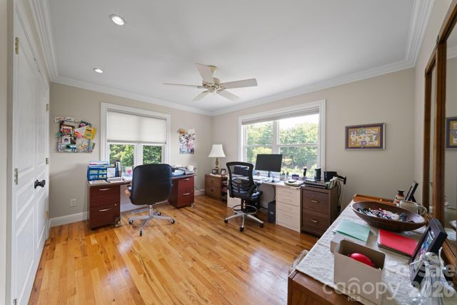 195 Oak Lane, Mars Hill, NC 28754