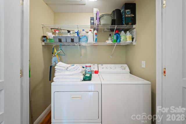 195 Oak Lane, Mars Hill, NC 28754