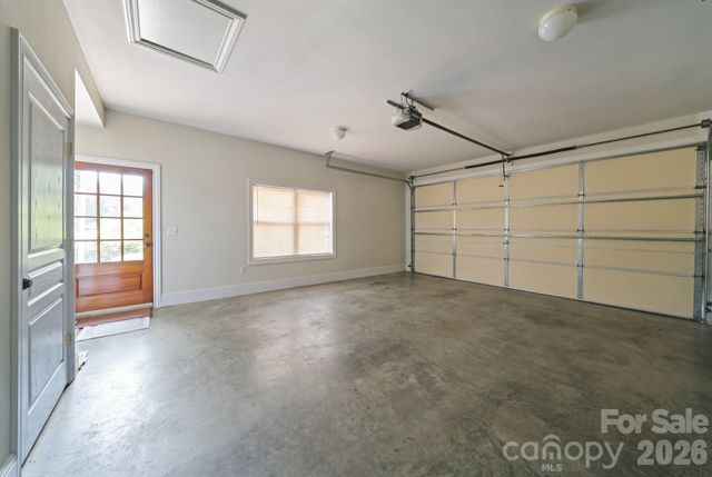 195 Oak Lane, Mars Hill, NC 28754