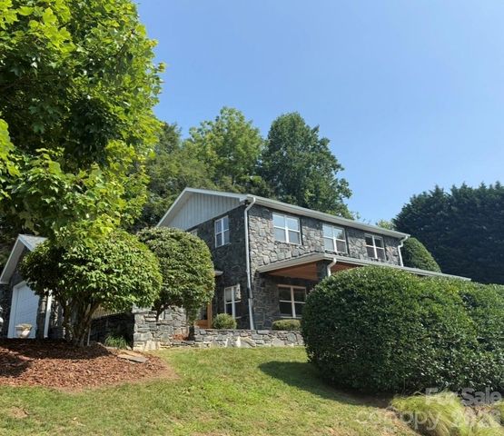 195 Oak Lane, Mars Hill, NC 28754